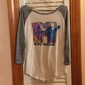 MTV 3/4 Sleeve Shirt
